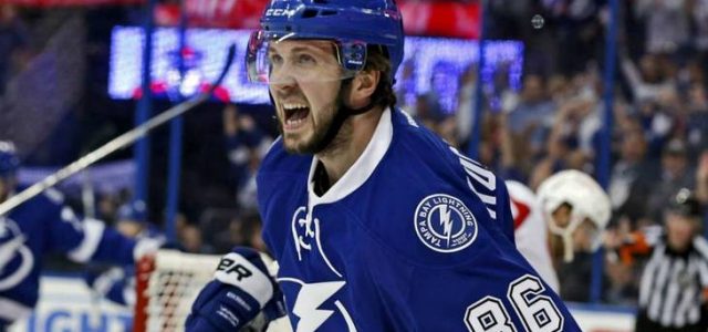 Кучеров признан второй звездой дня в НХЛ