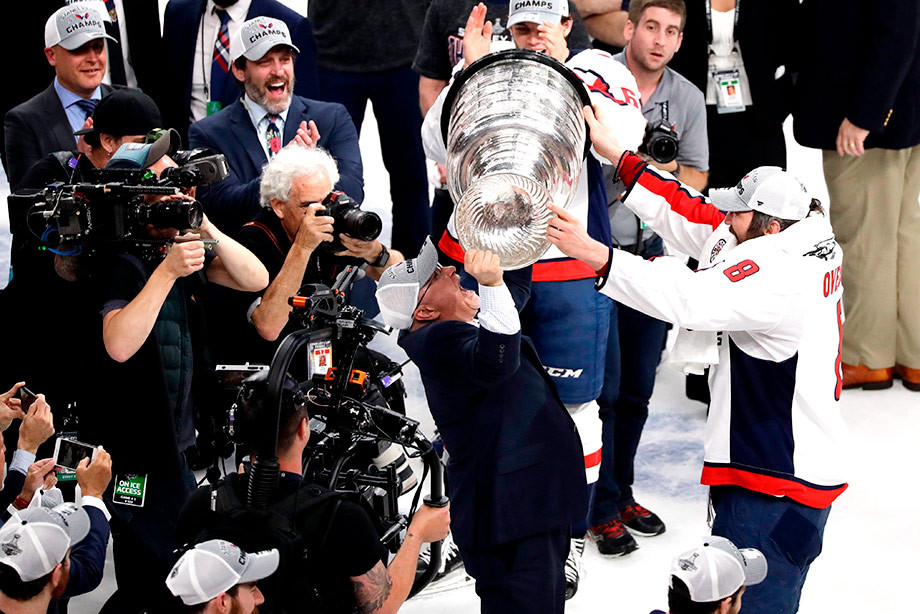 «Вашингтон» пожалел денег на тренера-чемпиона. Овечкин точно загрустит