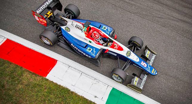 GP3: Воскресную гонку в Монце выиграл Педро Пике