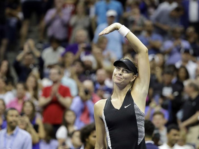 Шарапова царит на корте Артура Эша, а Федерер шокирует Кирьоса. Ночь на US Open