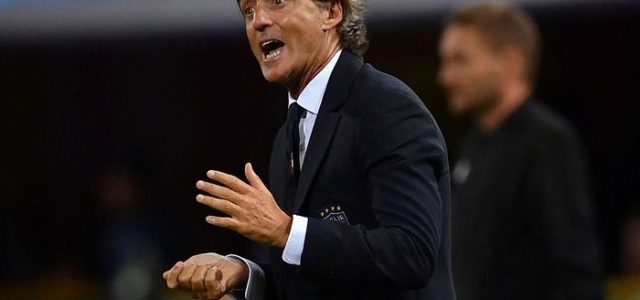 Пора звать аргентинцев… Первый матч Манчини в Италии обернулся провалом