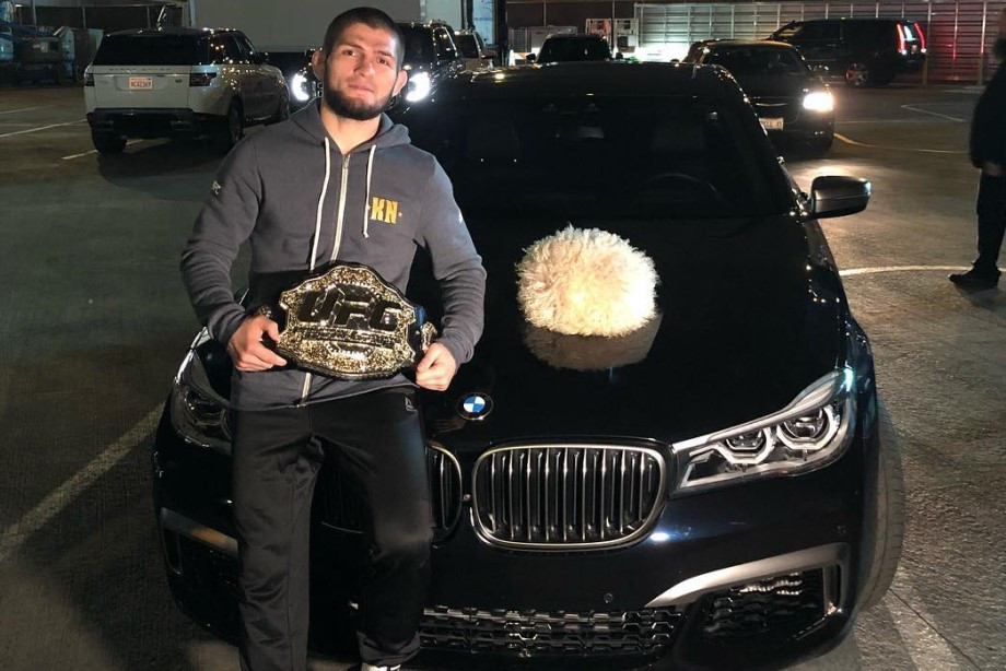 Хабиб вызывает Мейвезера-младшего и общается с 50 cent о переходе в Bellator
