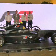 В Абу-Даби представлена машина Формулы 3 2019 года