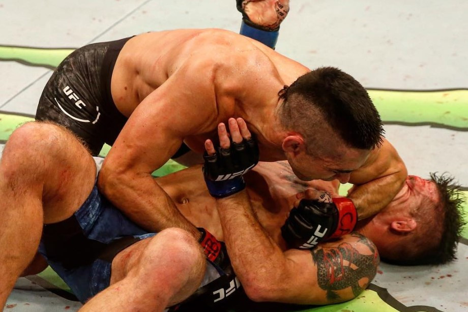 Ночь пугающих нокаутов в Аргентине и 2 новых претендента для UFC