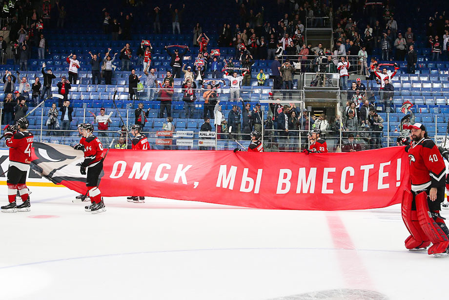 В Омске негде играть в хоккей, даже под открытым небом. Как так вышло?