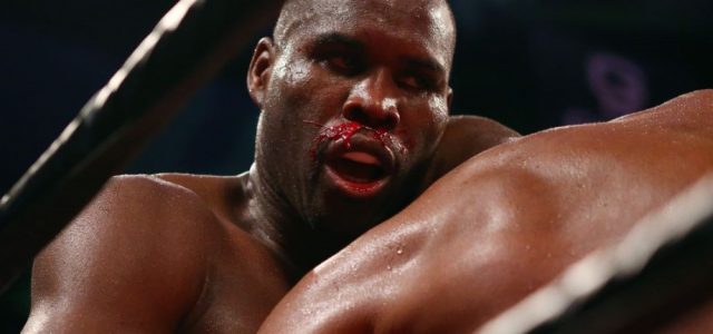Экс-чемпион мира по боксу открыл глаза после трёхнедельной комы