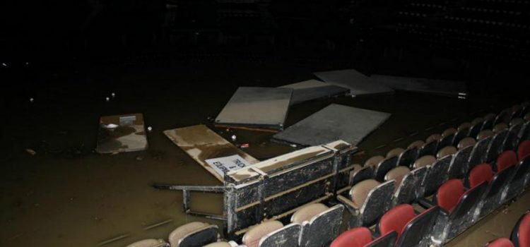 Потопы и убытки. Какие проблемы есть у стадионов в НХЛ