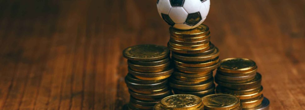 Житель Краснодара выиграл 82 000, поставив 100 рублей на футбольный экспресс