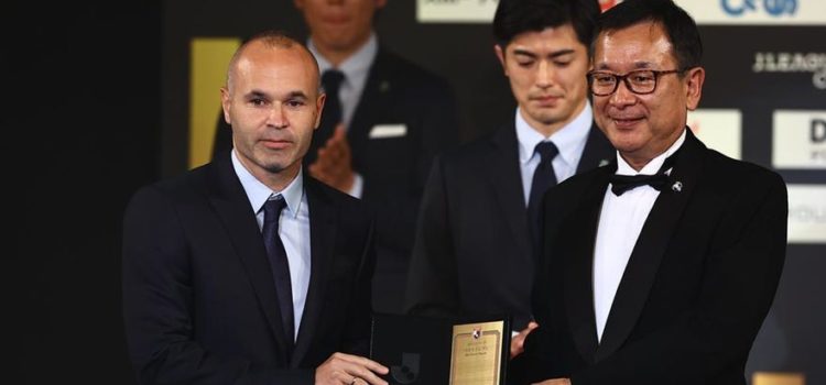 37-летний Иньеста стал одним из лучших игроков чемпионата Японии в 2021 году