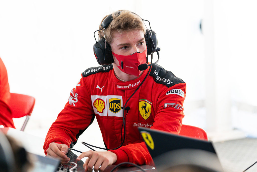 Российский пилот «Формулы-2» Шварцман приглашён на тесты в Ferrari Российский пилот «Формулы-2» Шварцман приглашён на тесты в Ferrari