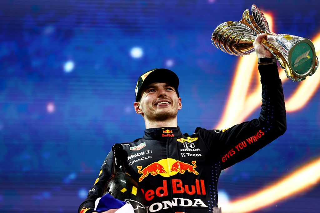 Ферстаппен впервые стал чемпионом «Формулы-1»