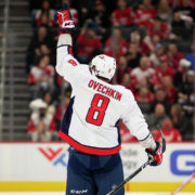 Овечкин стал третьим по ассистам среди россиян за всю историю НХЛ
