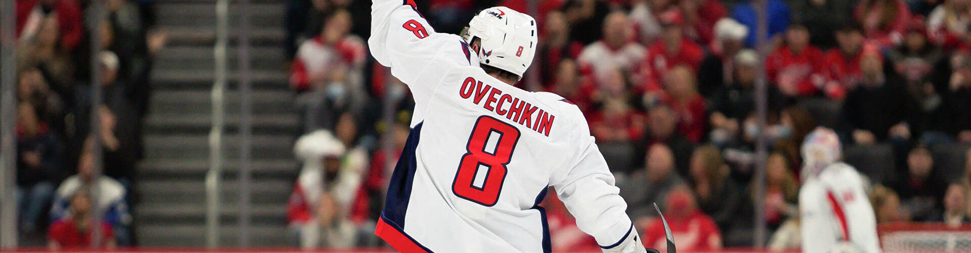 Овечкин стал третьим по ассистам среди россиян за всю историю НХЛ