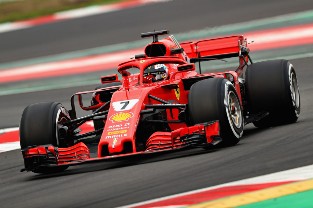 Ferrari может отказаться от ярко-красного цвета