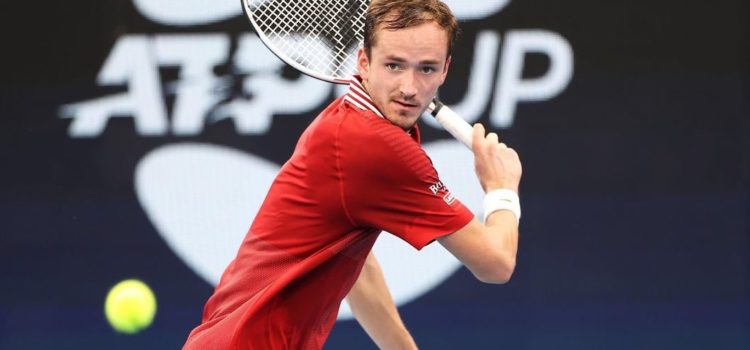 Губерниев считает Медведева претендентом на титул Australian Open