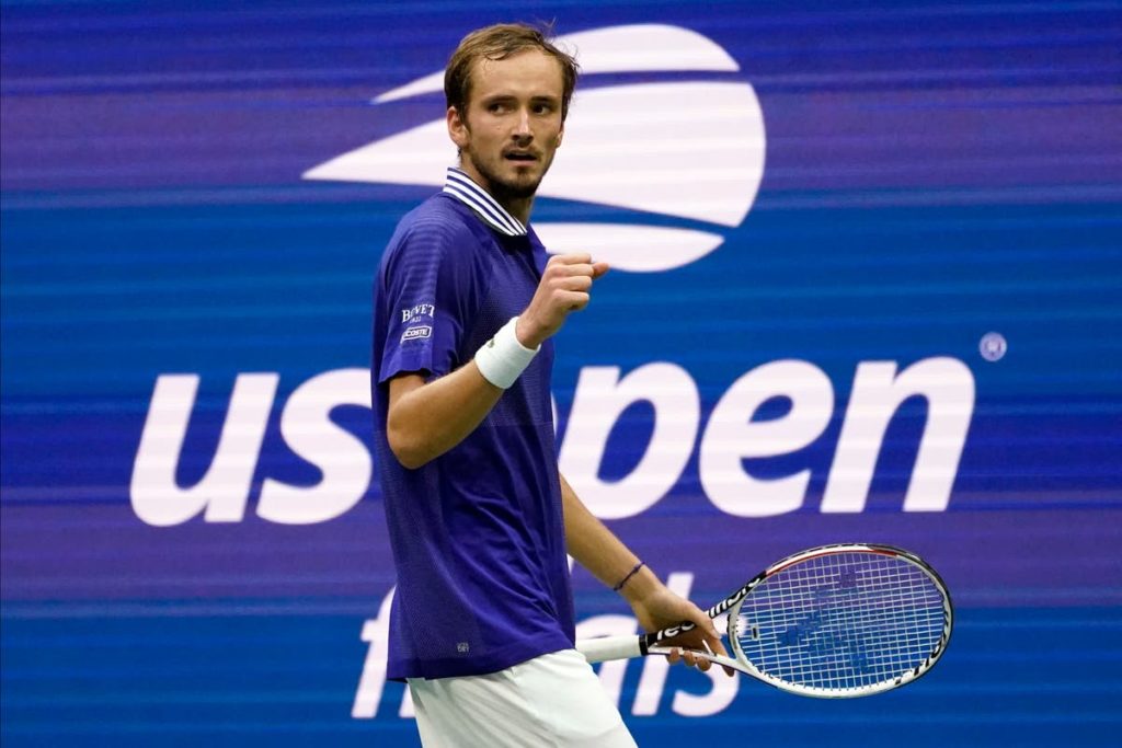 Теннисистов из РФ и Беларуси допустили до US Open под нейтральным флагом