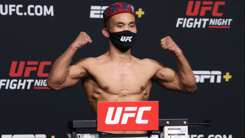 Бой UFC Fight Night 214 мог быть договорным Бой UFC Fight Night 214 мог быть договорным