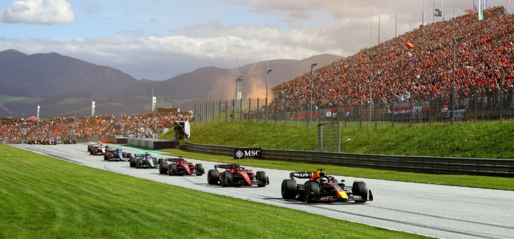 Руководство «Формулы-1» намерено изменить спринт-формат на 2024 год